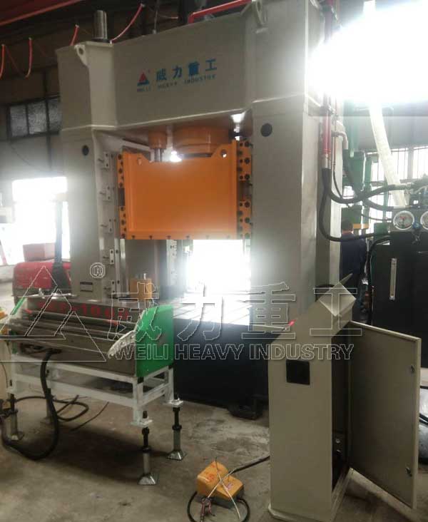 框架式液壓機(jī)薄板沖壓生產(chǎn)線(xiàn)